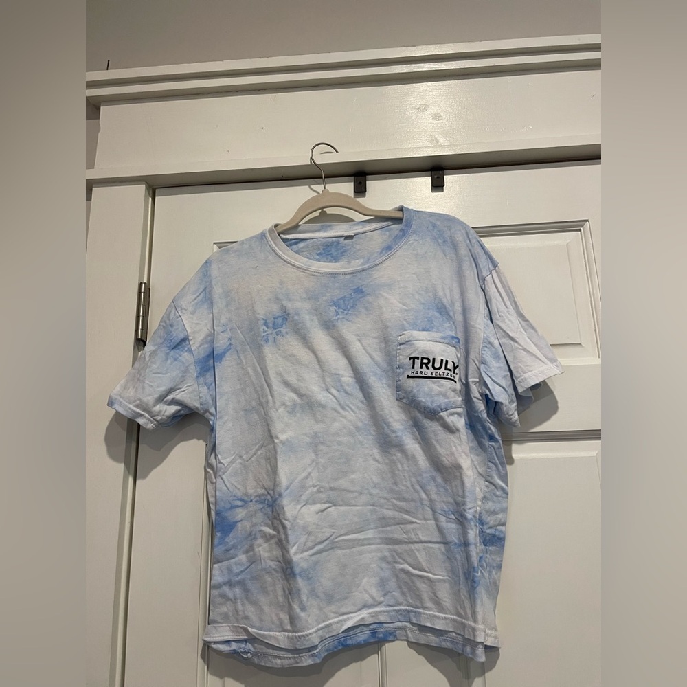 Truly Seltzer Blue Tye Dye Cropped T Shirt